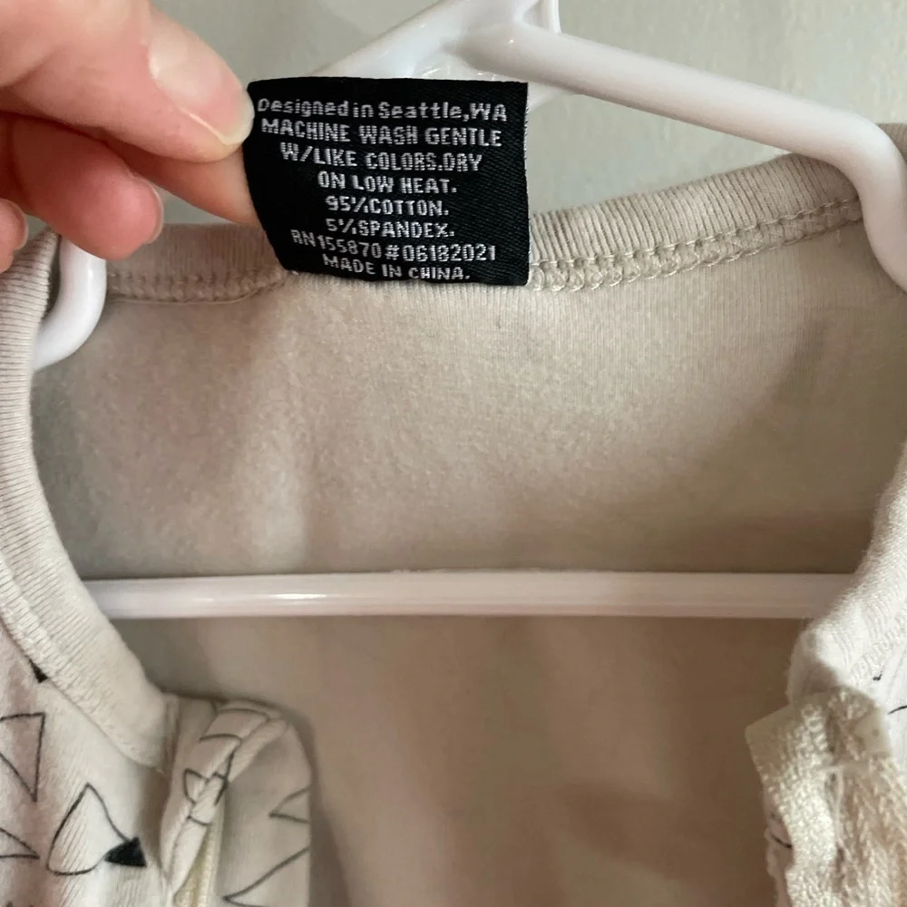 Little Bipsy Triangle 2 Way Zip Romper - Almond Off White - Size 2T - 3T